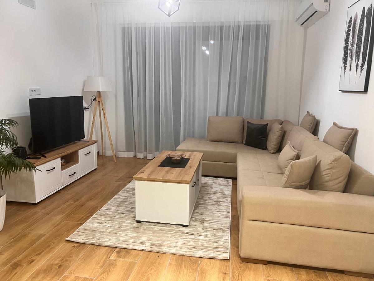 Nejra Apartment ウルツィニ エクステリア 写真