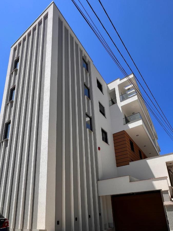 Nejra Apartment ウルツィニ エクステリア 写真